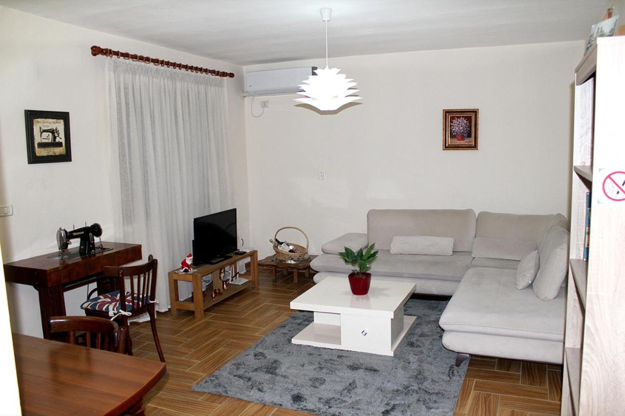 Dream Apartment Тирана Экстерьер фото